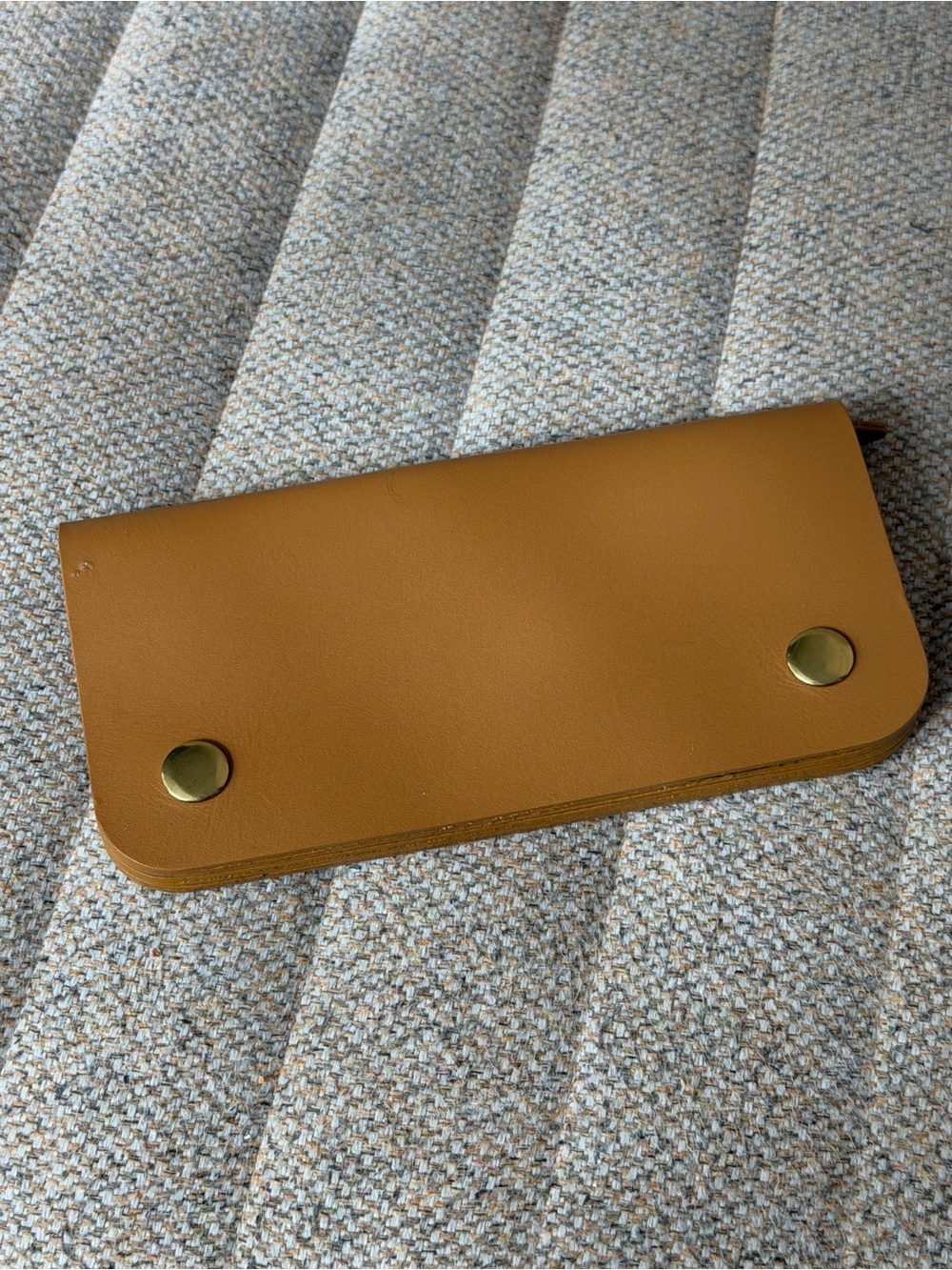 MINOR HISTORY - Leather double Snap Wallet - Classic Minimalist Style